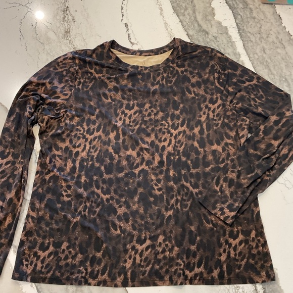 Skechers Tops - Skechers Brown Leopard Print Top